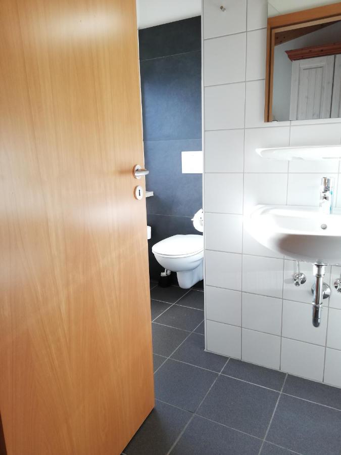 Dorfschaenke Deggendorf Hotel & Apartmenthaus & Biergarten, E-Bike-Verleih Kostenlos Luaran gambar