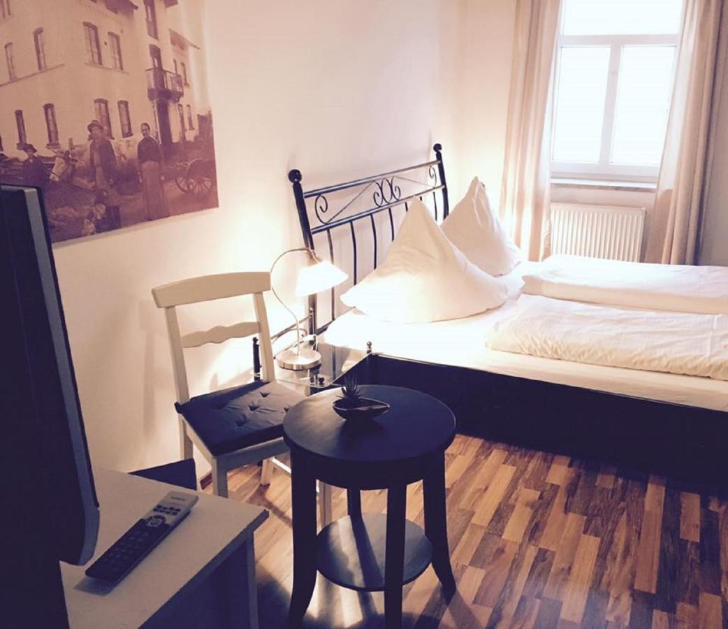 Dorfschaenke Deggendorf Hotel & Apartmenthaus & Biergarten, E-Bike-Verleih Kostenlos Luaran gambar